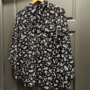 Jones New York. Gold button medium black blouse